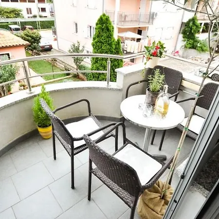 Apartment Dragica
