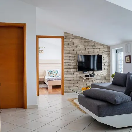 Dragica Apartment *